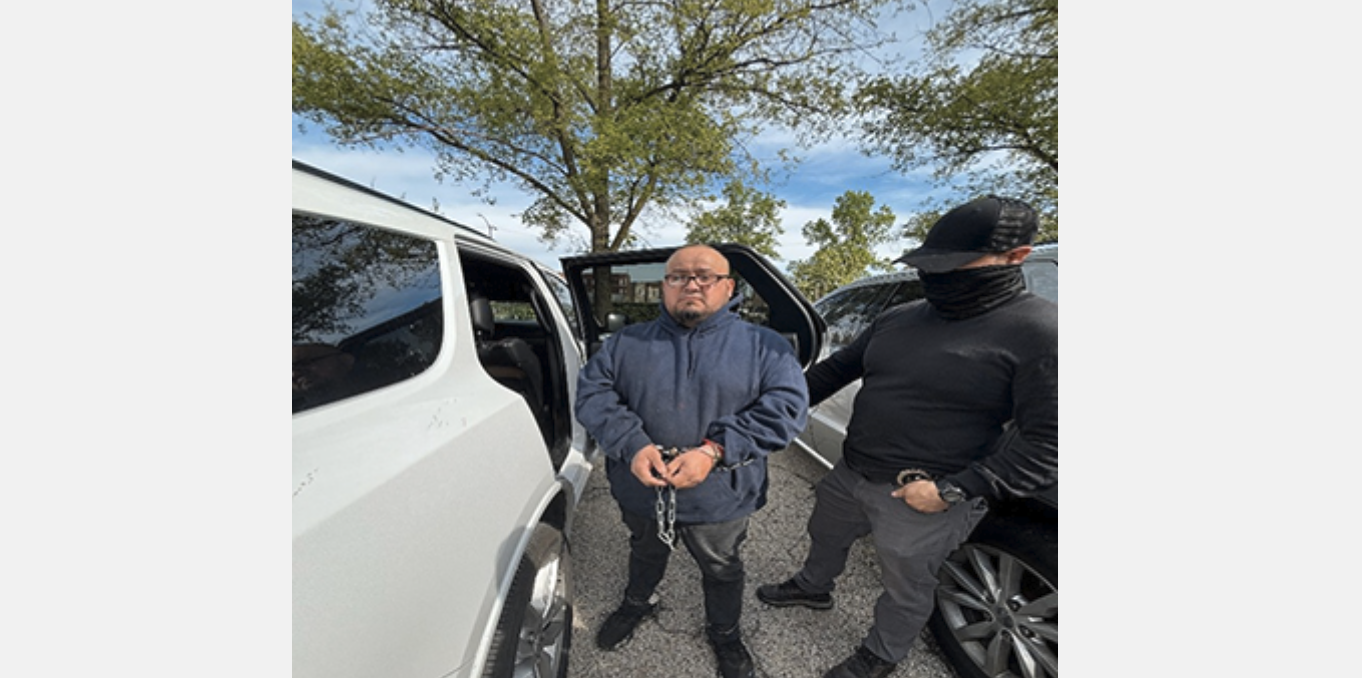 ICE Blasts Chicago Dems After Police Release Deported Gang Member Wanted On Federal Warrant